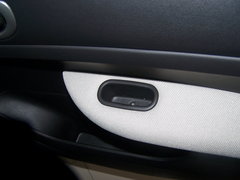 2007款 三廂 2.0L 自動 尊貴版