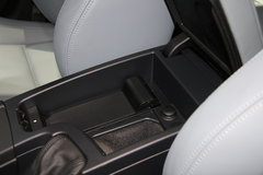 2009款 4.0L DCT 双门轿跑车