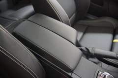 2009款 4.0L DCT 双门轿跑车