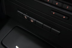 2009款 4.0L DCT 双门轿跑车