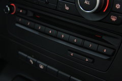 2009款 4.0L DCT 双门轿跑车