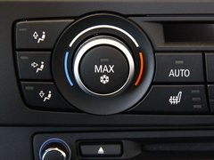 2009款 4.0L DCT 双门轿跑车