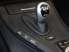 2009款 4.0L DCT 双门轿跑车