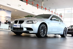 2009款 4.0L DCT 双门轿跑车