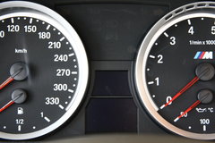2009款 4.0L DCT 双门轿跑车