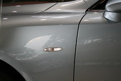 2009款 300 3.0L 自动 