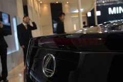 2009款 300 3.0L 自动 