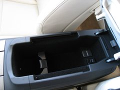 2009款 300 3.0L 自动 