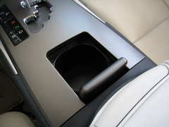 2009款 300 3.0L 自动 