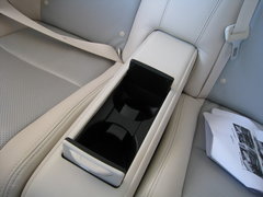 2009款 300 3.0L 自动 