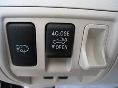 2009款 300 3.0L 自动 