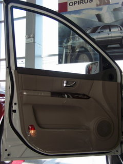 2008款 2.5T 自动 柴油舒适版 5座