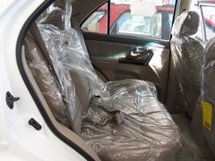 2008款 2.5T 自动 柴油舒适版 5座
