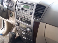 2008款 2.5T 自动 柴油舒适版 5座