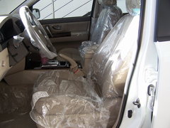 2008款 2.5T 自动 柴油舒适版 5座
