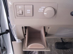 2008款 2.5T 自动 柴油舒适版 5座
