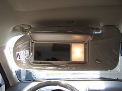 2008款 2.5T 自动 柴油舒适版 5座