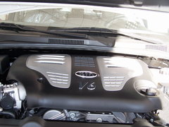 2008款 2.5T 自动 柴油舒适版 5座
