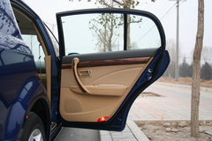 2006款 2.3L 自动 导航型