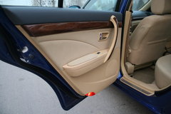 2006款 2.3L 自动 导航型