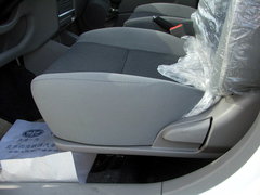 2009款 三厢 1.5L AMT 旗舰型