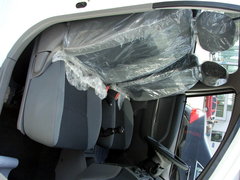2009款 三厢 1.5L AMT 旗舰型