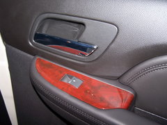 2007款 6.2 自动 7座 全时四驱
