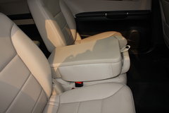 2010款 R300 3.0L 豪华型 6座
