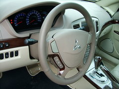 2007款 2.4L 自动 旗舰型