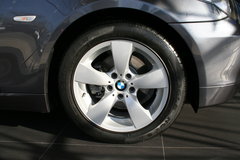2006款 530i 3.0L 