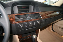 2006款 530i 3.0L 