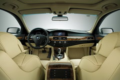 2006款 530i 3.0L 