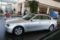 2006款 530i 3.0L 