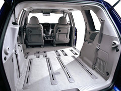2006款 2.7L 自动 舒适版 7座