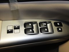 2006款 2.7L 自动 舒适版 7座