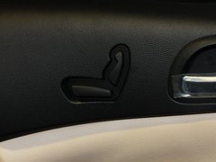 2006款 2.7L 自动 舒适版 7座