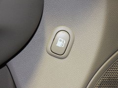 2006款 2.7L 自动 舒适版 7座