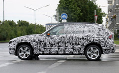 2010款 3.0L xDrive30i探索版 5座