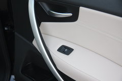 2010款 3.0L xDrive30i探索版 5座