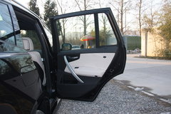 2010款 3.0L xDrive30i探索版 5座