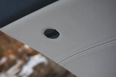 2010款 3.0L xDrive30i探索版 5座