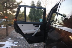 2010款 3.0L xDrive30i探索版 5座