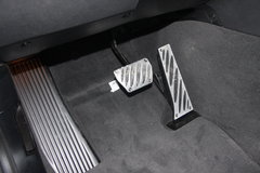 2010款 3.0L xDrive30i探索版 5座