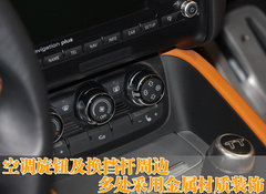 2010款 2.0 TFSI Roadster