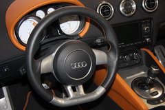 2010款 2.0 TFSI Roadster