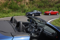 2010款 2.0 TFSI Roadster