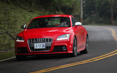 2010款 2.0 TFSI Roadster
