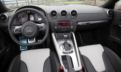 2010款 2.0 TFSI Roadster
