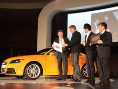 2010款 2.0 TFSI Roadster