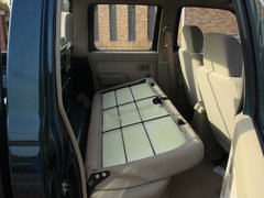 2008款 2.4L 手动 标准型 两驱 欧III